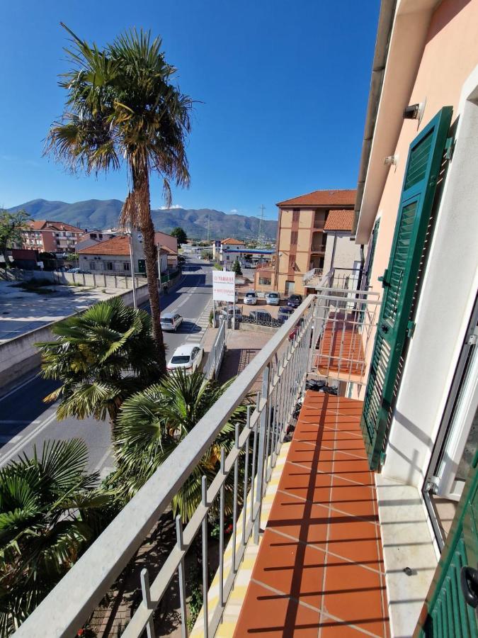 Apartament Palm House Albenga Zewnętrze zdjęcie